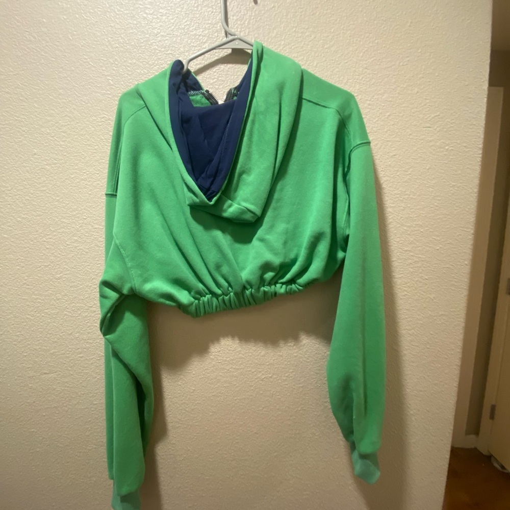 Cropped sweatshirt